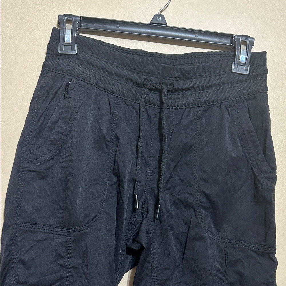 The North Face Women's Black Capris - Picture 10 of 12